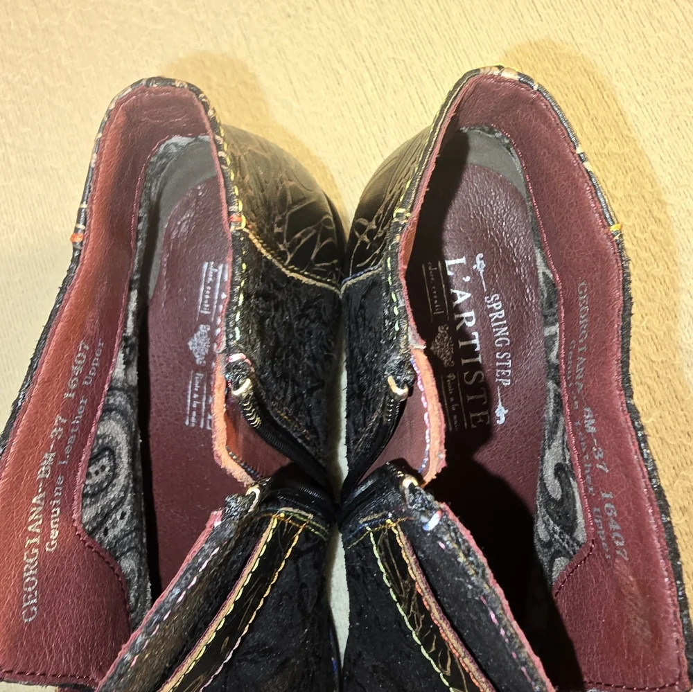 L'Artiste Georgianna Ankle Boots size 37/6.5-7 us